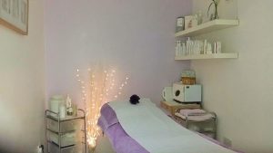 caroline-collis-salon